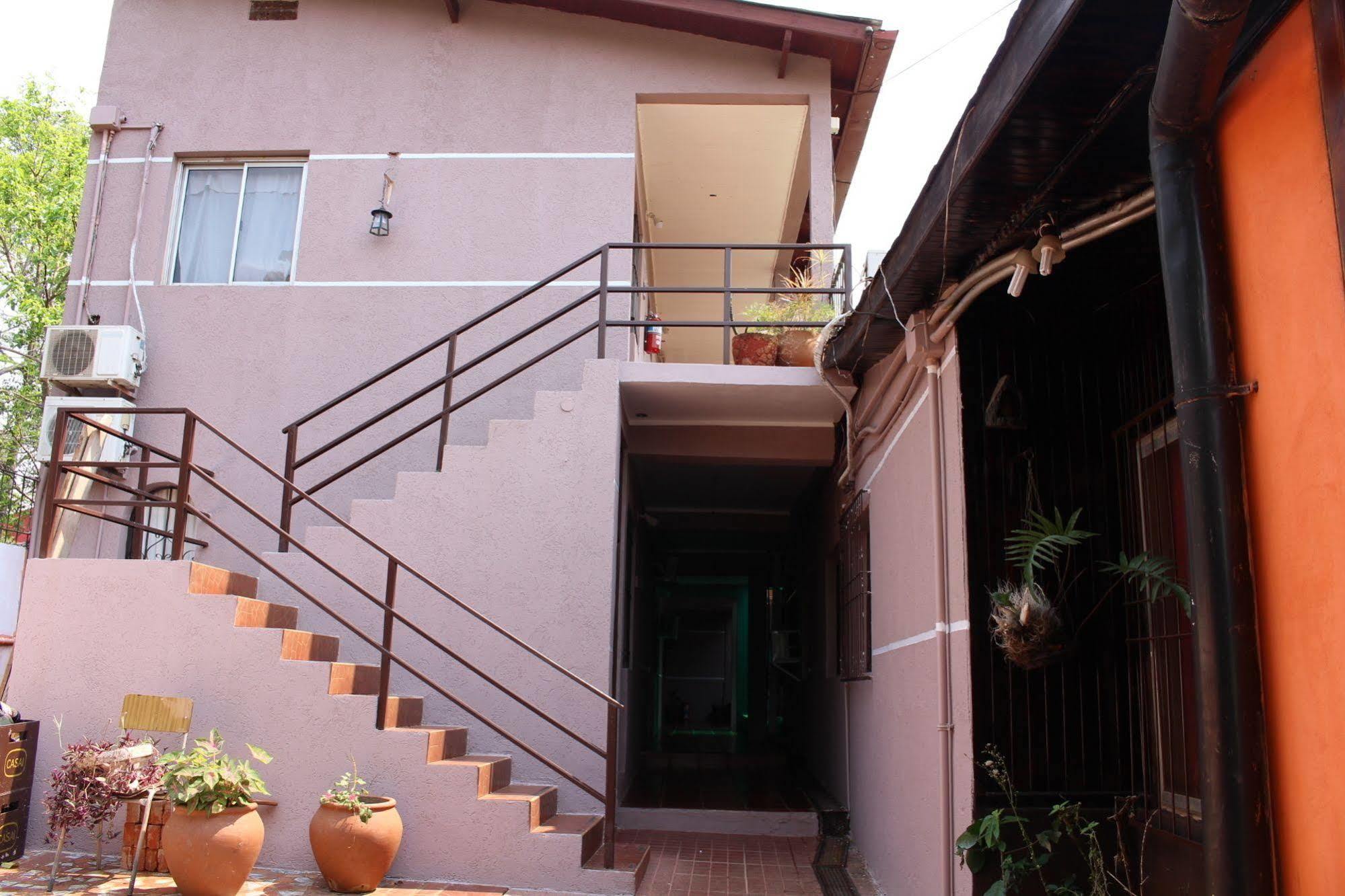 Residencial Noelia Hostel Puerto Iguazú Exterior foto